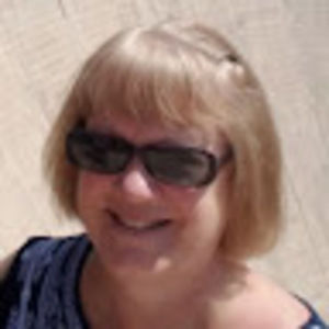 Meet your Posher, Suzanne